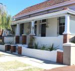 Captains Heritage Cottage - Taree Accommodation