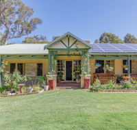 Devonleigh Bed  Breakfast - Taree Accommodation