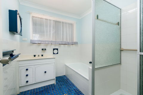 Beachside Holiday Home - Taree Accommodation 6