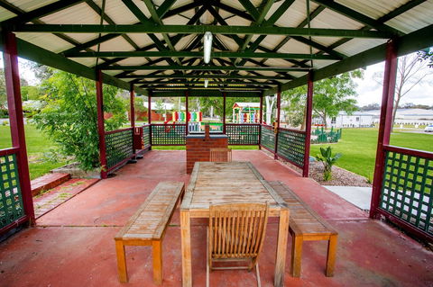 Albury Gardens Tourist Park - Taree Accommodation 5