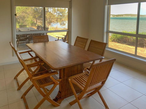 The Beach House - Taree Accommodation 4