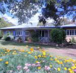 James Farmhouse - Taree Accommodation