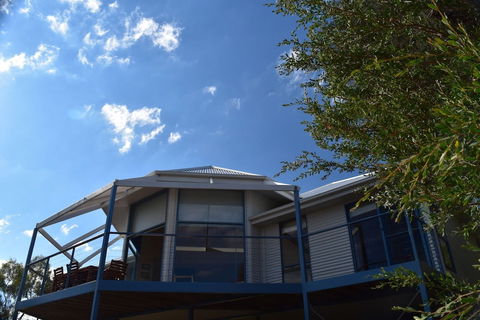 Waterline - Taree Accommodation 1