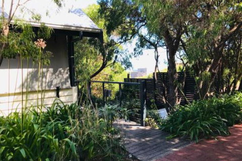 Zephyr Studio - Taree Accommodation 1