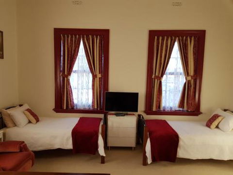 Blayney Post Office Bed & Breakfast - Taree Accommodation 5