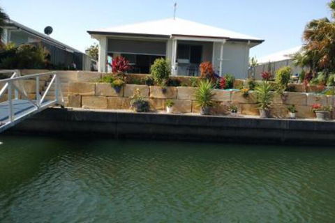 M & Ts Waterfront Bed & Breakfast - Taree Accommodation 0