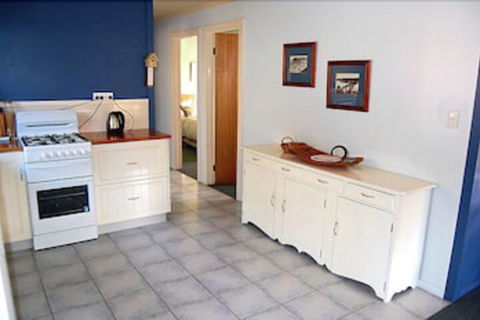 Engadine Cottage - Taree Accommodation 1