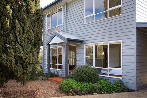 Accolade - Taree Accommodation 0