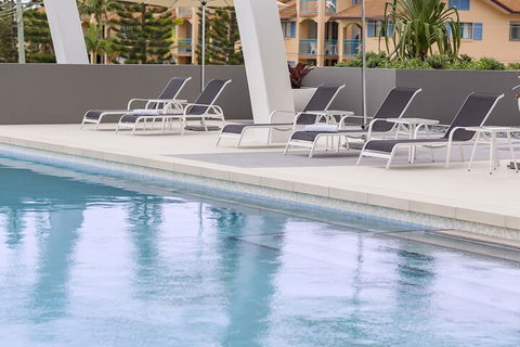 Avani Broadbeach Residences - Taree Accommodation 1