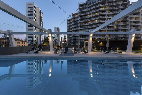 Avani Broadbeach Residences - Taree Accommodation 5