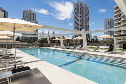Avani Broadbeach Residences - Taree Accommodation 0