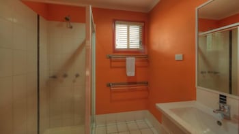 BIG4 Aussie Outback Oasis Holiday Park - Taree Accommodation 1