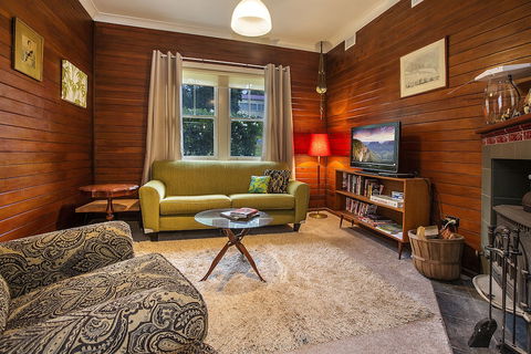 Allambee - Taree Accommodation 2