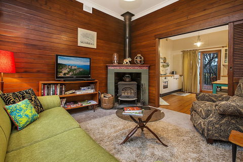 Allambee - Taree Accommodation 0