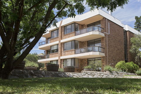 Avalanche 6 - Sophisticated Style & Modern Comfort With A Central Location - Taree Accommodation 3