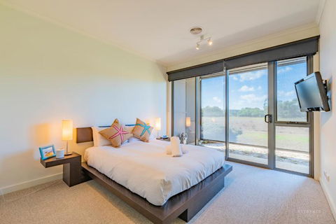 Five Shell - Taree Accommodation 4