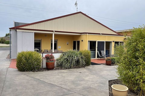 Austral Place 88 Via Merri River - Taree Accommodation 4