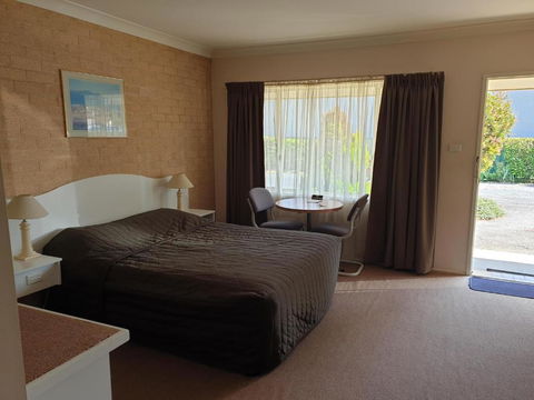 Blayney Central Motel - Taree Accommodation 3