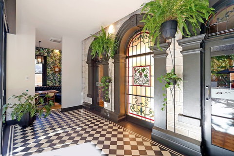 The Crafers Hotel - Taree Accommodation 0