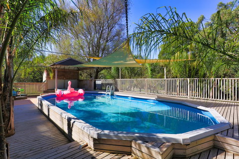 Elk Estate - Taree Accommodation 4