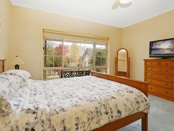 Alpine Mist - Spacious 5 Bedroom Home - Taree Accommodation 3