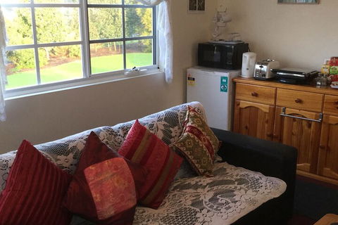 Painted Lady Bed & Breakfast - Taree Accommodation 3
