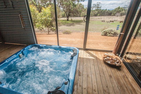 Cloud Nine Spa Chalets - Taree Accommodation 3