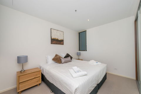 Accommodate Canberra - Manhattan - Taree Accommodation 1