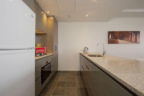 Accommodate Canberra - Manhattan - Taree Accommodation 4
