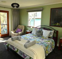 Kinsellas Water Views - Taree Accommodation