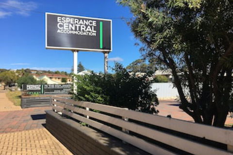 Esperance Central Accommodation - Taree Accommodation 0