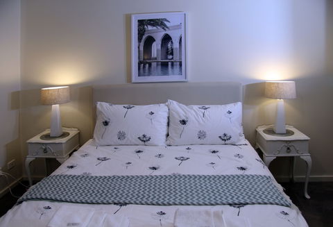 Adelaide City Apartment - 3BR, 2Bath & Carpark - Taree Accommodation 4