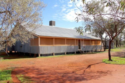 Gundabooka Cottages - Campsite - Taree Accommodation 0