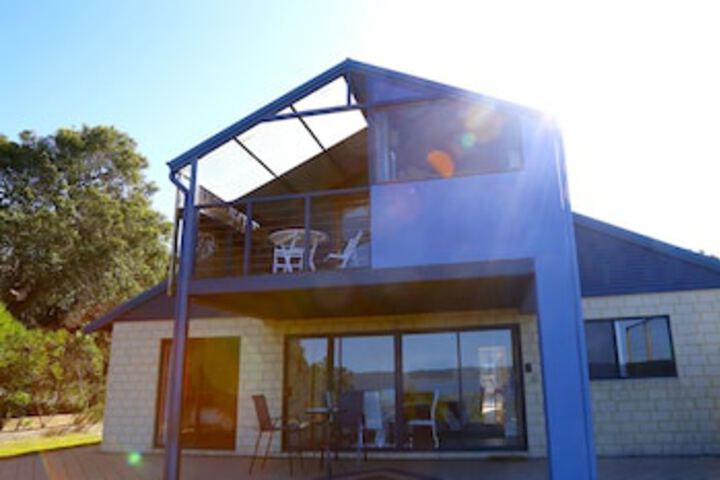 Hay WA Taree Accommodation