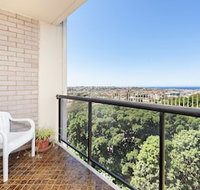Bondi Apt for 4 Panoramic Ocean