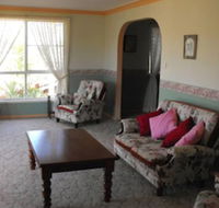 Kularoo House - Taree Accommodation