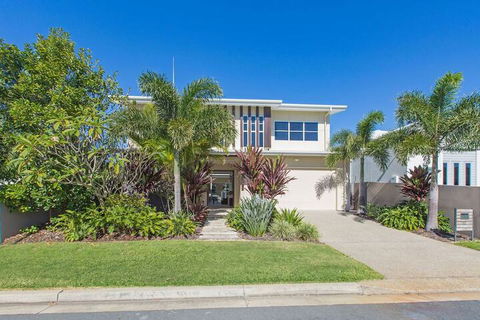Augusta House - Taree Accommodation 3