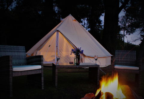 Zeehan Bush Camp - Taree Accommodation 1