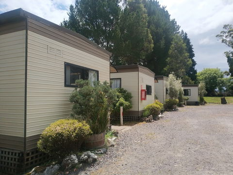 Zeehan Bush Camp - Taree Accommodation 2