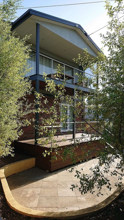 Paradise Escapes - 001 - Taree Accommodation 0