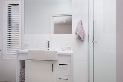 Albury Yalandra Apartment 4 - Taree Accommodation 5