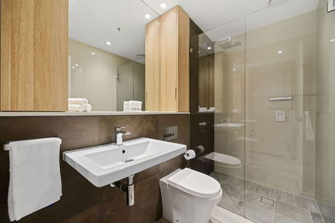 New 2 Bedroom Apt Minutes Walking To Darling Harbour - Taree Accommodation 4