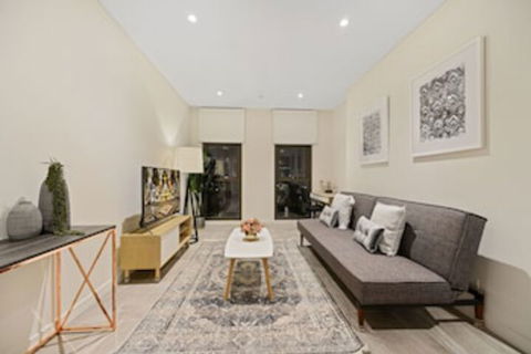 New 2 Bedroom Apt Minutes Walking To Darling Harbour - Taree Accommodation 0