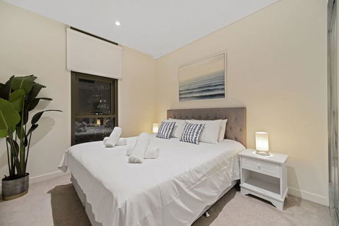 New 2 Bedroom Apt Minutes Walking To Darling Harbour - Taree Accommodation 3