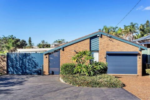 Campbell Avenue 28 - Taree Accommodation 0