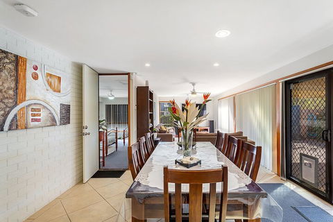 Campbell Avenue 28 - Taree Accommodation 6