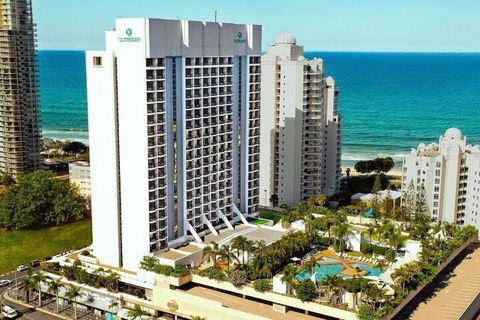 L7 Surfers Paradise Apartment - Taree Accommodation 1