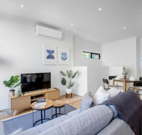89 Fancy Doncaster Home - Taree Accommodation