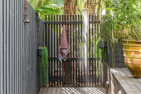 A PERFECT STAY - Black Star - Taree Accommodation 0