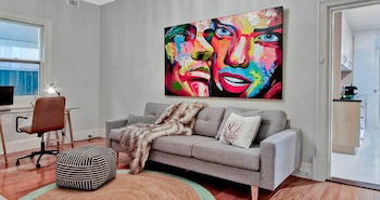 Adelaide 4 Bedroom House With Pool - Taree Accommodation 5